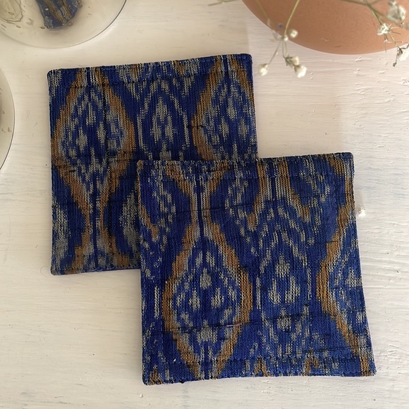 Set of 2 Cloth Coasters - washable - Picture 2 of 4